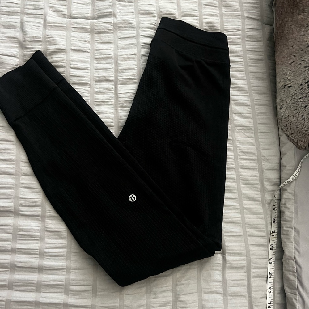 lululemon black jogger - size 2